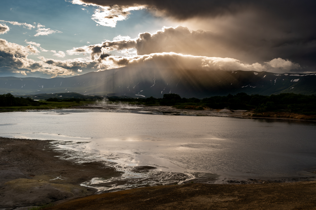 Вулкан Узон