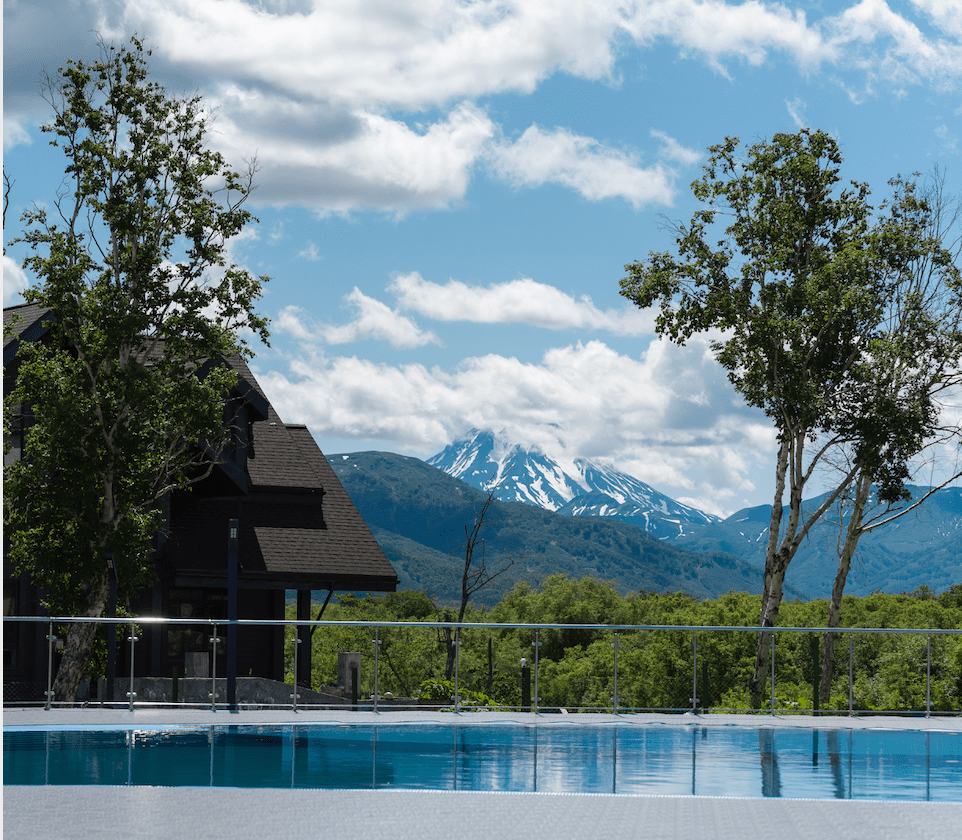 БАССЕЙН С ТЕРМАЛЬНОЙ ВОДОЙ